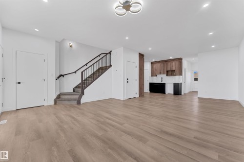 3618 39 Avenue, Beaumont, AB - Indoor