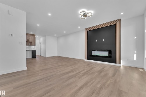 3618 39 Avenue, Beaumont, AB - Indoor