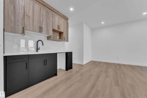 3618 39 Avenue, Beaumont, AB - Indoor
