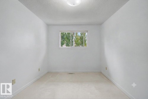 14541 121 Street Nw, Edmonton, AB - Indoor Photo Showing Other Room