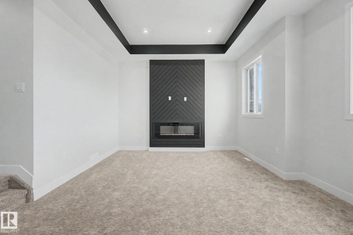 11 Pierwyck Loop, Spruce Grove, AB - Indoor Photo Showing Other Room