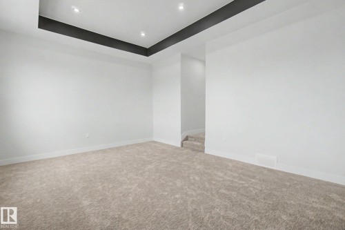 11 Pierwyck Loop, Spruce Grove, AB - Indoor Photo Showing Other Room