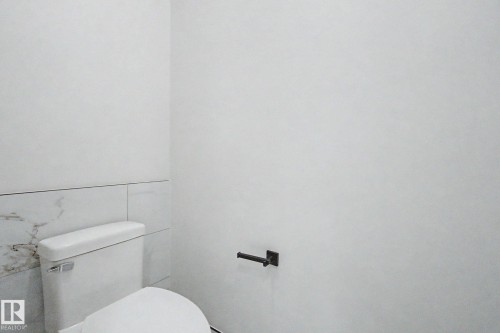 11 Pierwyck Loop, Spruce Grove, AB - Indoor Photo Showing Bathroom
