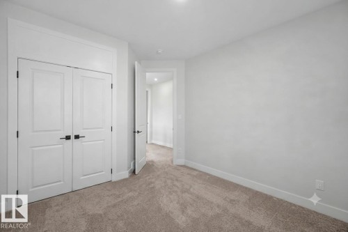 11 Pierwyck Loop, Spruce Grove, AB - Indoor Photo Showing Other Room