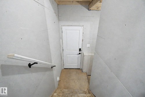 11 Pierwyck Loop, Spruce Grove, AB - Indoor Photo Showing Other Room