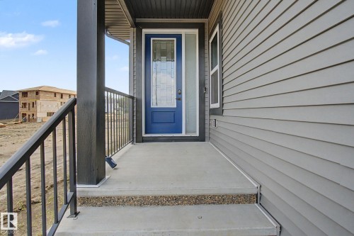 11 Pierwyck Loop, Spruce Grove, AB - Outdoor With Exterior