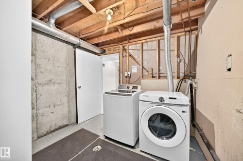 13469 40 Street Nw, Edmonton, AB - Indoor Photo Showing Laundry Room
