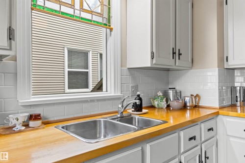 8842 89 Street Nw, Edmonton, AB - Indoor Photo Showing Kitchen With Double Sink