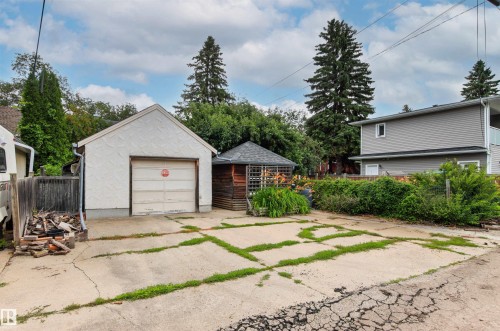 8842 89 Street Nw, Edmonton, AB - Outdoor