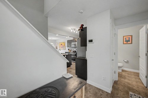 9436 230 Street Nw, Edmonton, AB - Indoor Photo Showing Other Room