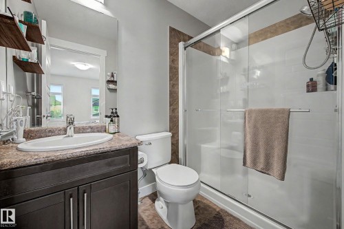 9436 230 Street Nw, Edmonton, AB - Indoor Photo Showing Bathroom