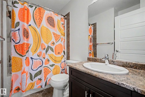 9436 230 Street Nw, Edmonton, AB - Indoor Photo Showing Bathroom