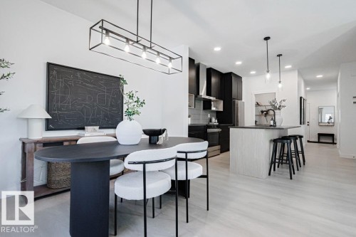 18651 19 Avenue Nw, Edmonton, AB - Indoor Photo Showing Dining Room