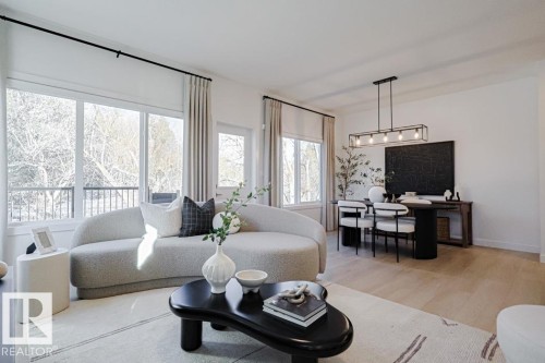 18651 19 Avenue Nw, Edmonton, AB - Indoor Photo Showing Living Room