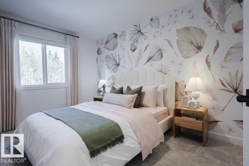 18651 19 Avenue Nw, Edmonton, AB - Indoor Photo Showing Bedroom