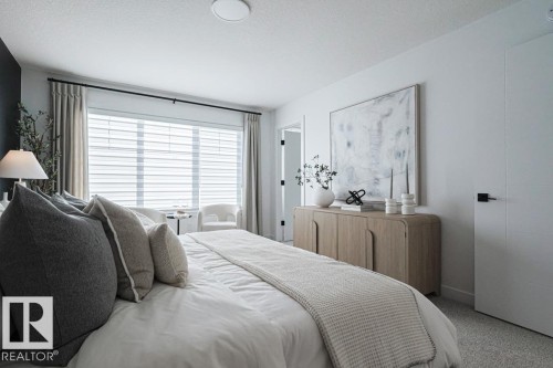 18651 19 Avenue Nw, Edmonton, AB - Indoor Photo Showing Bedroom