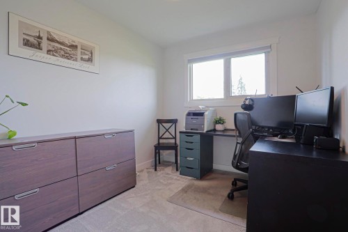 4640 102A Avenue Nw, Edmonton, AB - Indoor Photo Showing Office