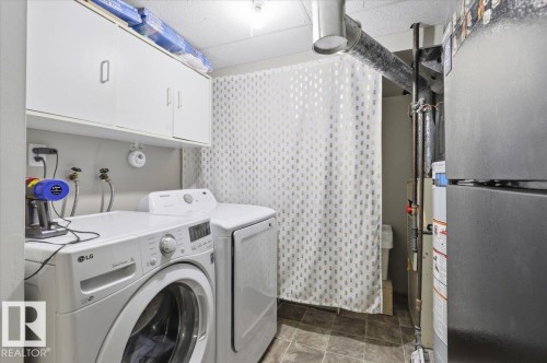 242 Northmount Drive, Wetaskiwin, AB - Indoor Photo Showing Laundry Room