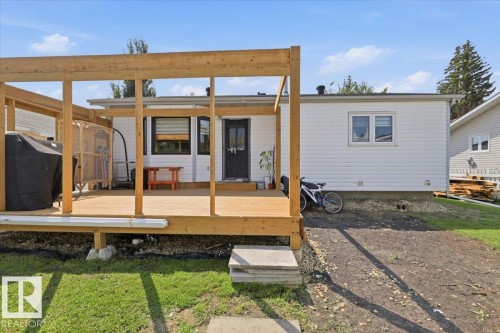 242 Northmount Drive, Wetaskiwin, AB - Outdoor