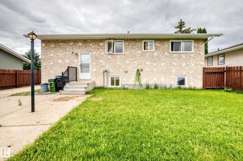 31 Hughes Road Nw, Edmonton, AB - Outdoor