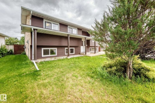 31 Hughes Road Nw, Edmonton, AB - Outdoor
