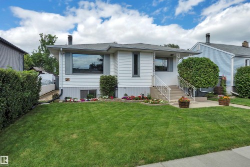 5116 47 Avenue, Leduc, AB - Outdoor