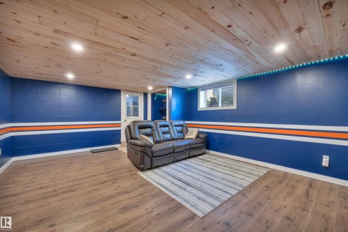 5116 47 Avenue, Leduc, AB - Indoor Photo Showing Other Room
