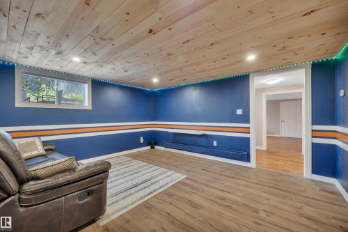 5116 47 Avenue, Leduc, AB - Indoor Photo Showing Other Room