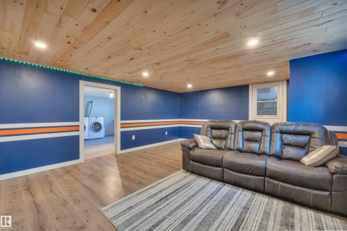 5116 47 Avenue, Leduc, AB - Indoor