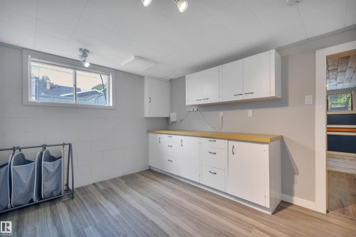 5116 47 Avenue, Leduc, AB - Indoor