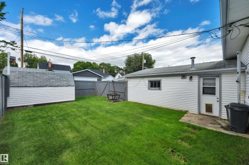 5116 47 Avenue, Leduc, AB - Outdoor