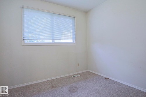 Additional content - #45 1651 46 St Nw, Edmonton, AB - Indoor Photo Showing Other Room