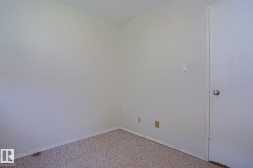 Additional content - #45 1651 46 St Nw, Edmonton, AB - Indoor Photo Showing Other Room