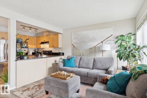 #22 230 Edwards Dr Sw, Edmonton, AB - Indoor