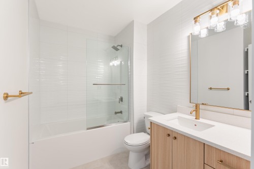 224 Callingwood Two Two Nw, Edmonton, AB - Indoor Photo Showing Bathroom