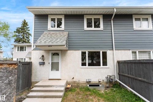224 Callingwood Two Two Nw, Edmonton, AB - Outdoor With Exterior