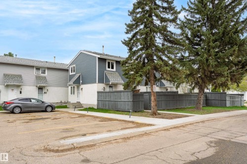 224 Callingwood Two Two Nw, Edmonton, AB - Outdoor