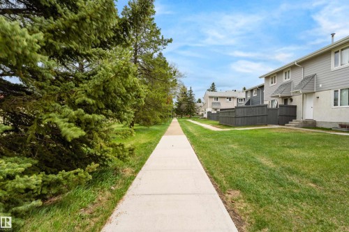 224 Callingwood Two Two Nw, Edmonton, AB - Outdoor