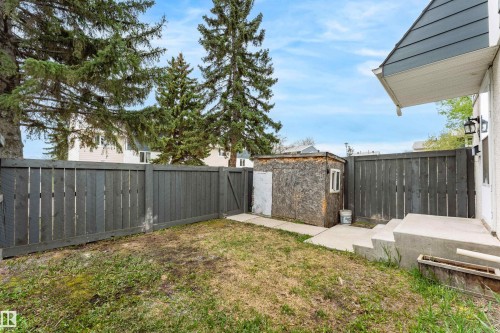 224 Callingwood Two Two Nw, Edmonton, AB - Outdoor