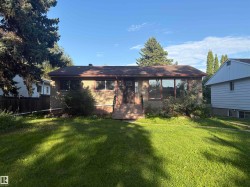 10845 140 Street NW  Edmonton, AB T5M 1S4