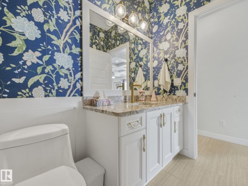 30 Shorewood Crescent, Leduc, AB - Indoor Photo Showing Bathroom