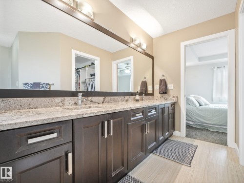 30 Shorewood Crescent, Leduc, AB - Indoor Photo Showing Bathroom