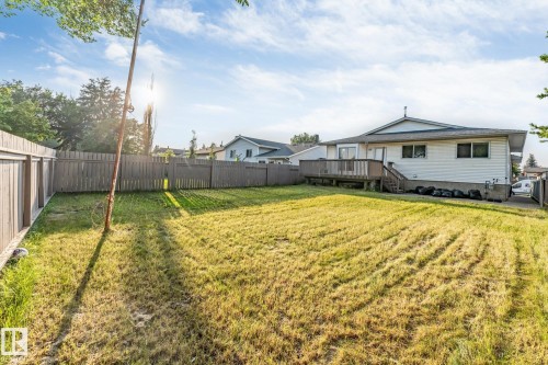 4511 25 Avenue Nw, Edmonton, AB - Outdoor