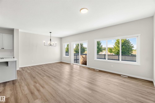 1914 Westerra Lane, Stony Plain, AB - Indoor Photo Showing Living Room