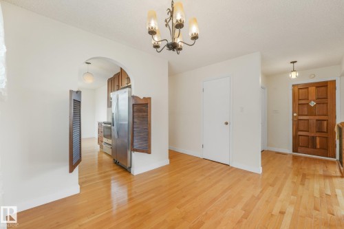 11415 149 Avenue Nw, Edmonton, AB - Indoor Photo Showing Other Room