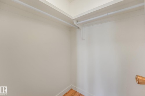 11415 149 Avenue Nw, Edmonton, AB - Indoor Photo Showing Other Room
