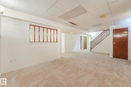 11415 149 Avenue Nw, Edmonton, AB - Indoor Photo Showing Other Room