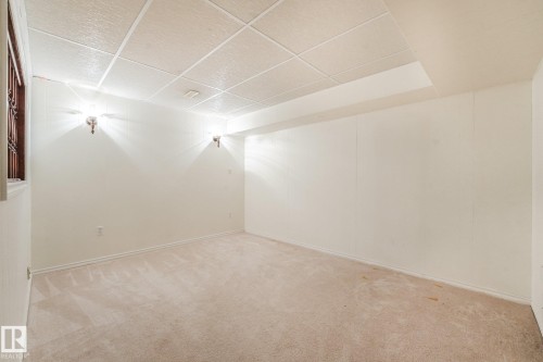 11415 149 Avenue Nw, Edmonton, AB - Indoor Photo Showing Other Room