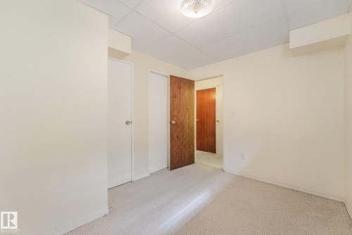 11415 149 Avenue Nw, Edmonton, AB - Indoor Photo Showing Other Room