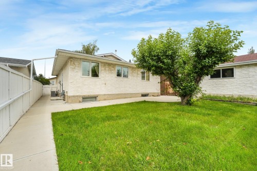 11415 149 Avenue Nw, Edmonton, AB - Outdoor With Exterior